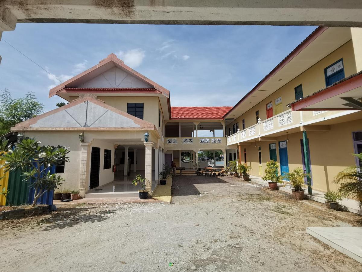 Rvh Kuala Terengganu Hotel Exterior photo